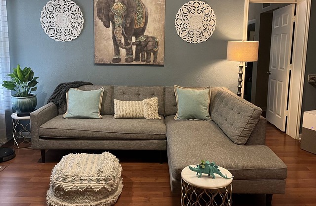 Chic & Cozy Condo: Top-Floor/2BR/2BA in Central Austin Allandale Neighborhood