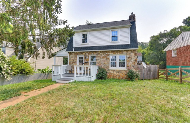Chic Front Royal Retreat Near Shenandoah River!