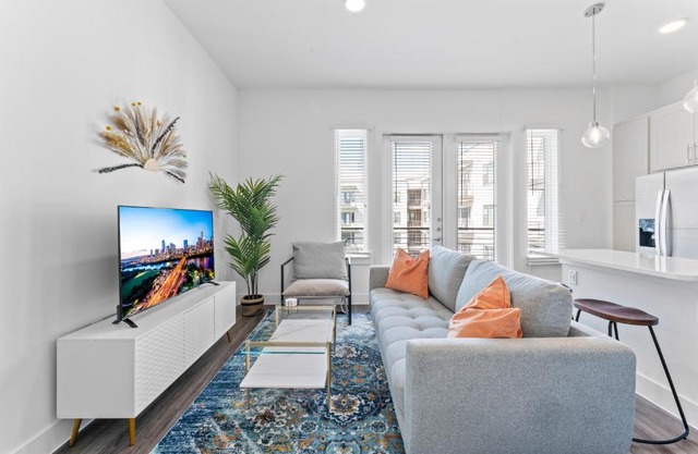Chic & Lux 1BR Apartment Suites on Train Line to DT & Domain