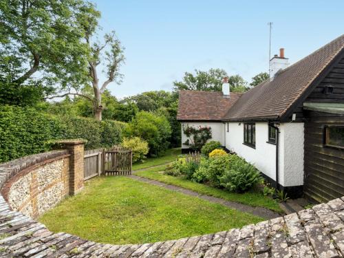 Chilterns Farm Cottage Hideaway Pass the Keys
