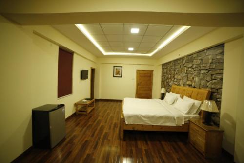 Chinar Resorts
