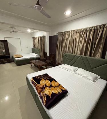 City Scape Inn
