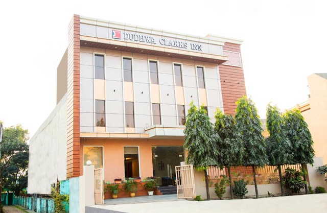 Clarks Inn Dudhwa