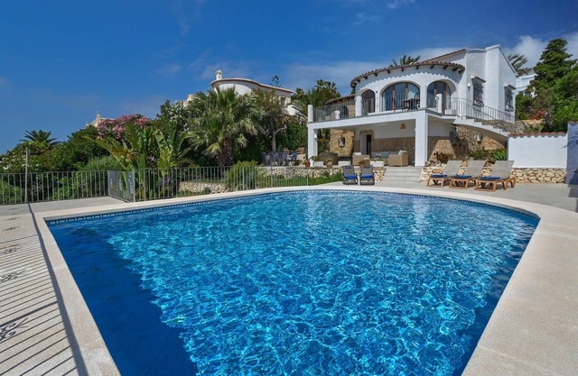 Classic and cheerful holiday house in Javea, Costa Blanca, Spain with private pool for 6 persons