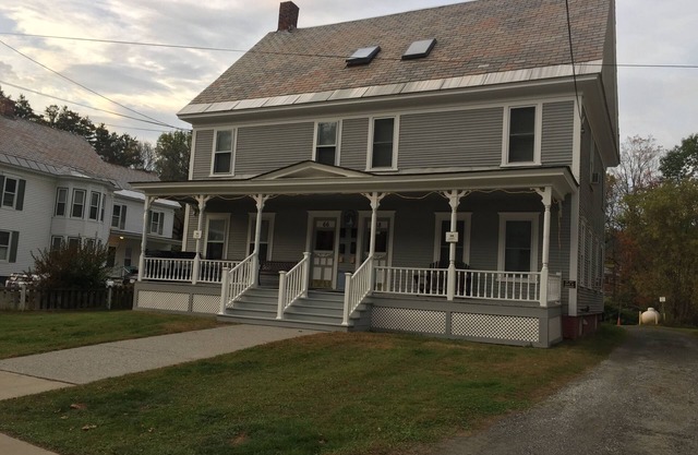 Clean, Updated, & Well Appointed-Family & Dog Friendly Rental