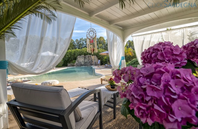Click Sardegna 'La Maison du Bonheur' with beach-effect pool