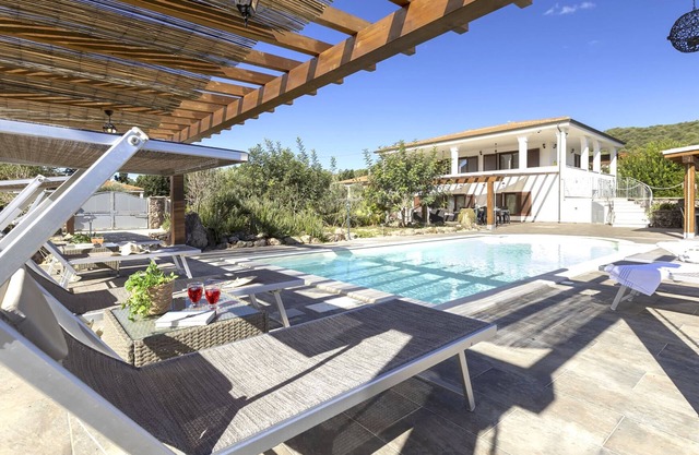ClickSardegna Villa Flamingo Luxury independent Villa with SPA and swimming pool