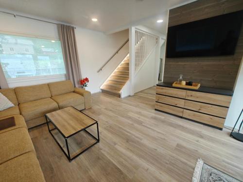 Close to the Sea, Scandi Style house