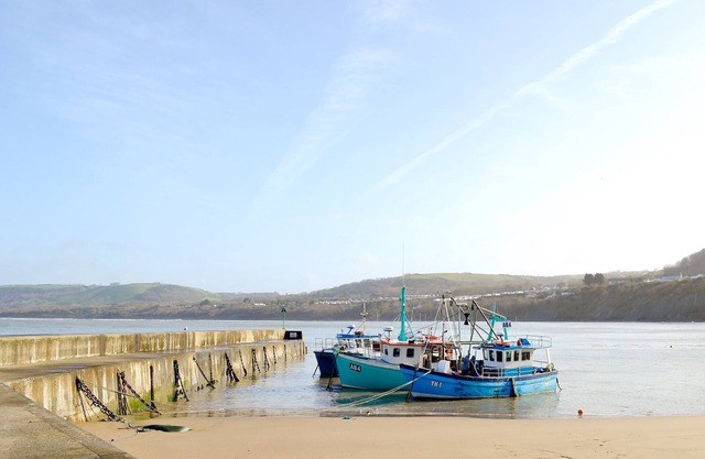 Close to the seaside this property is a perfect base for families and couples to come and relax.