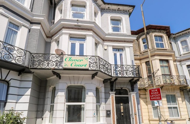Clover Court