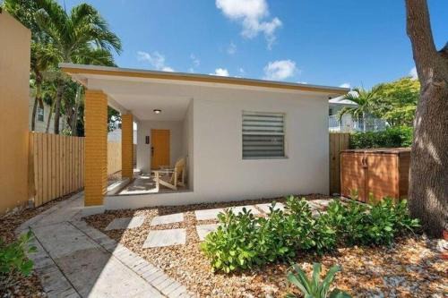 Coastal Cabana By Pmi