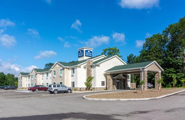 Cobblestone Hotel & Suites - Harborcreek