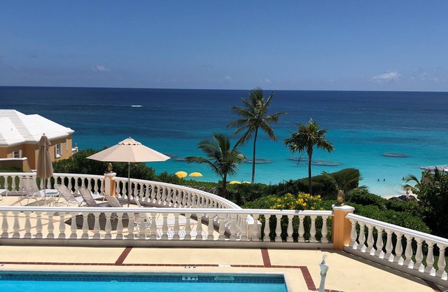 Coco Reef Bermuda