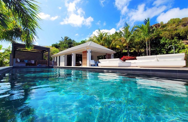 Coco Rock in Petit Cul de Sac by Personal Villas - Stunning Rustic Villa