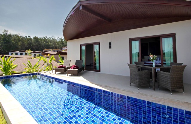 Coconut Island 2 Bed Garden View Villa
