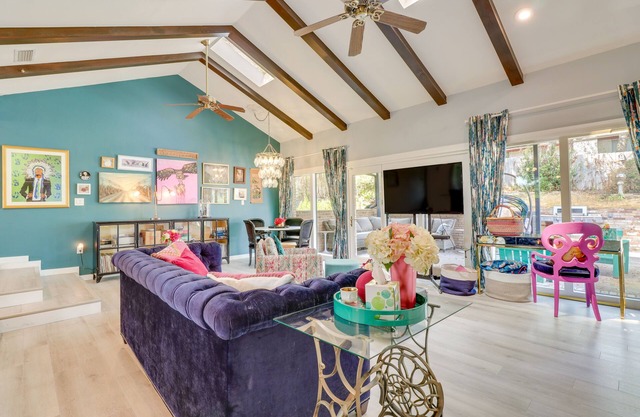Colorful Austin Home w/Covered Patio & Gas Grill!