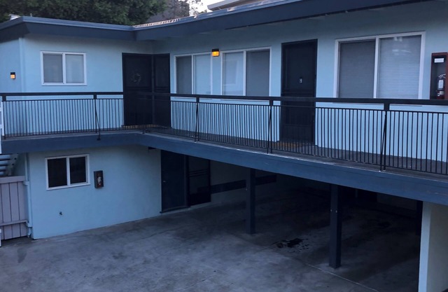 Come stay at our cozy rare find 1-bedroom apartment in Belmont