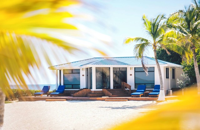 Come stay in Royal Belize for maximum relaxation!