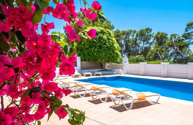 Comfort by the sea: Villa in San Telmo for 10 guests