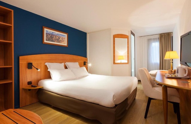 Comfort Hotel Evreux