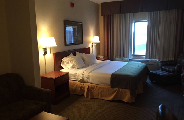 Comfort Inn & Suites
