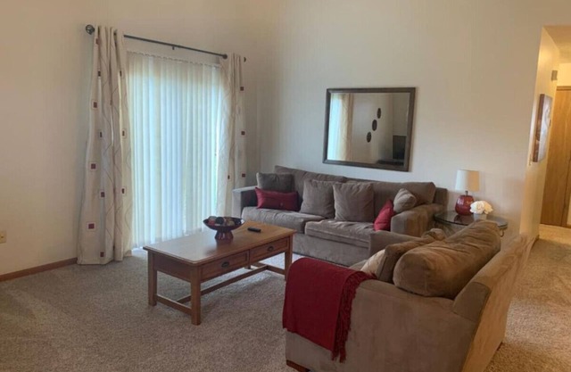 Comfort on the Court 3 Bed/2 Bath Sleeps 6
