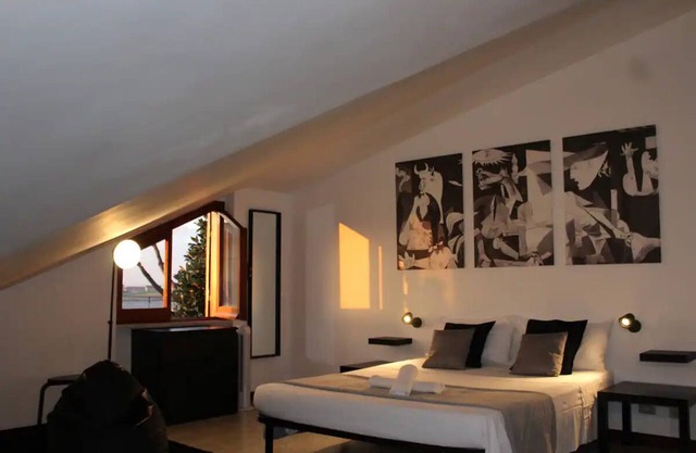 Comfortable apartment in nature (FREE PARKING)-just a stone's throw from the park