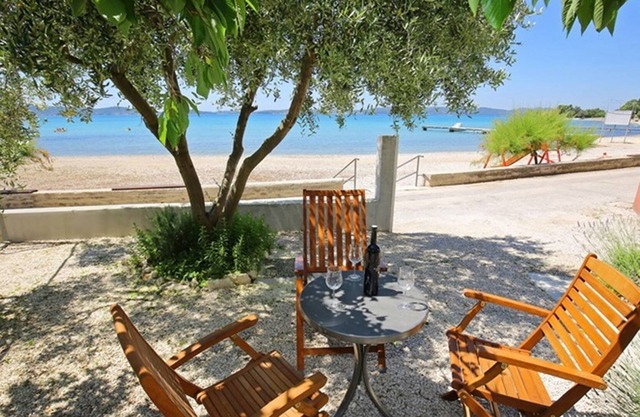 Comfortable apartment with wonderful view on the sea and garden