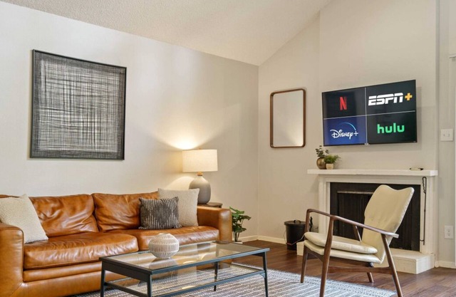 Comfortable Living in ATX | Private Deck + Office