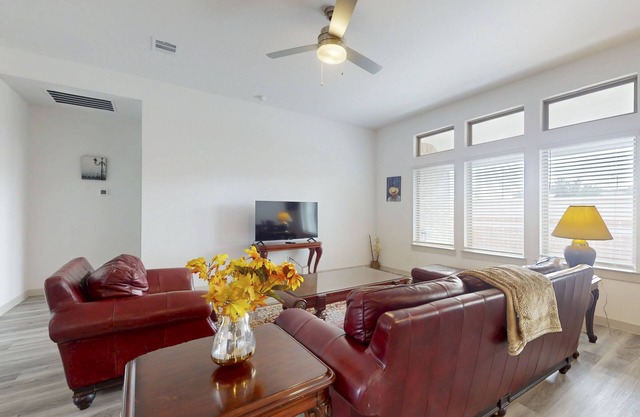 Comfortable, spacious home close to shopping in a quiet neighborhood