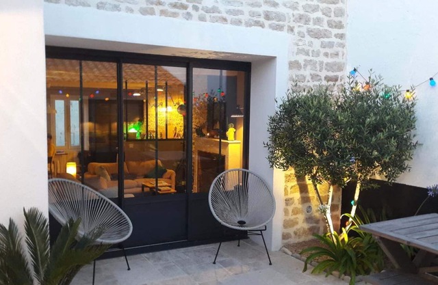 Completely renovated fisherman's house - sleeps 6 - Charm and comfort