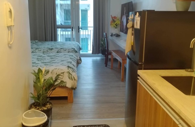 Condo 604, w/Pool & Gym & Minutes to Baguio city Attractions