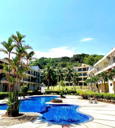 Condo by the Beach Port Dickson - Forest & Poolview