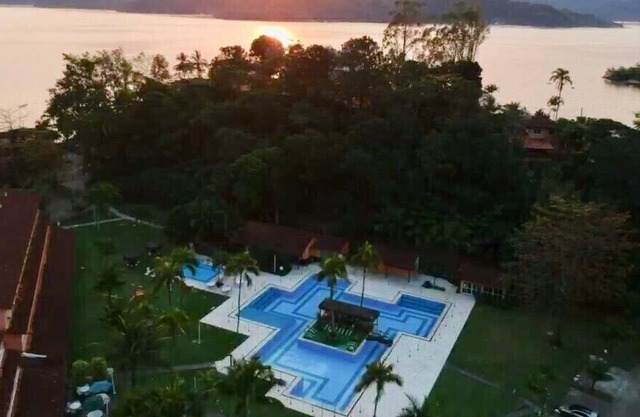 Condominium Resort in Angra