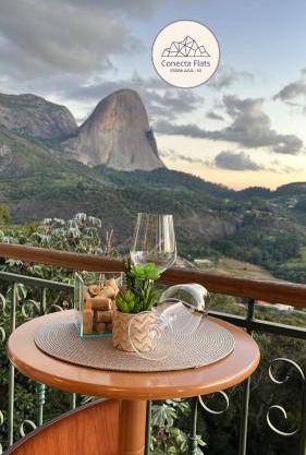 Conecta Flats - De frente para Pedra Azul