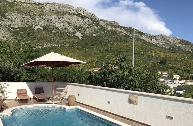 Contemporary Villa in Dubrovnik with Private pool