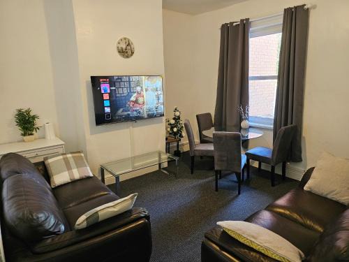 Convenient 3 bed, Pr1 near Uclan n Train station