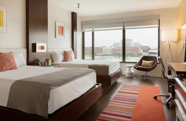 Convenient Stay in Indiana! Pets Friendly, Near Fountain Square Theatre
