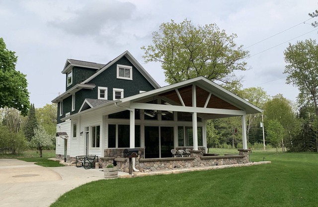 Cooke Key near Cooke Dam in Oscoda family home you will just love!