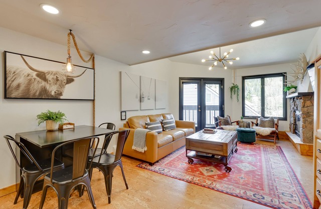 Copper Mtn Condo w/Pool Access: Ski-In/Walk-Out!