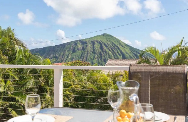 Coral Villa - Tropical Ocean Views - Hi-Speed internet - Work from Paradise!