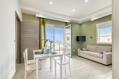 Corallo House 200m From The Sea - Happy Rentals