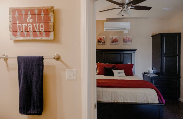 Corazon Room- the La Aldea Building - Asante Lodging & Events