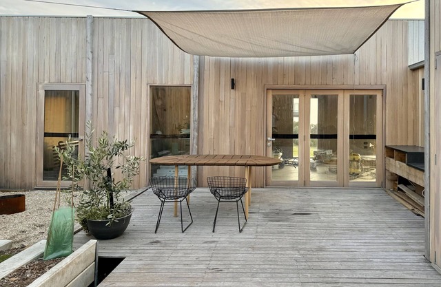 Corvers Rest Minimalist beach shack in the Bass Coast