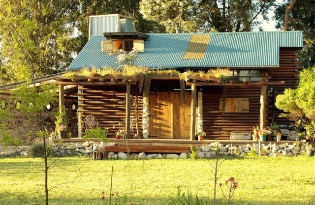 Costa Azul Cabin Cliffs in Mar del Plata