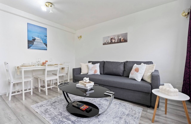 Cosy 1-Bed Apartment In The Heart of Stockwell
