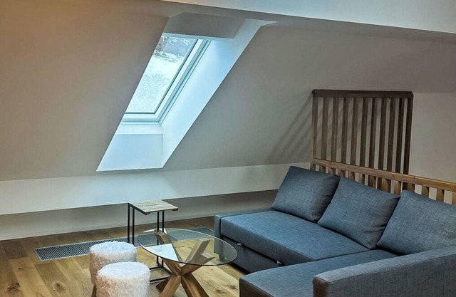 Cosy apartment for 4 people with WIFI, TV, balcony and parking