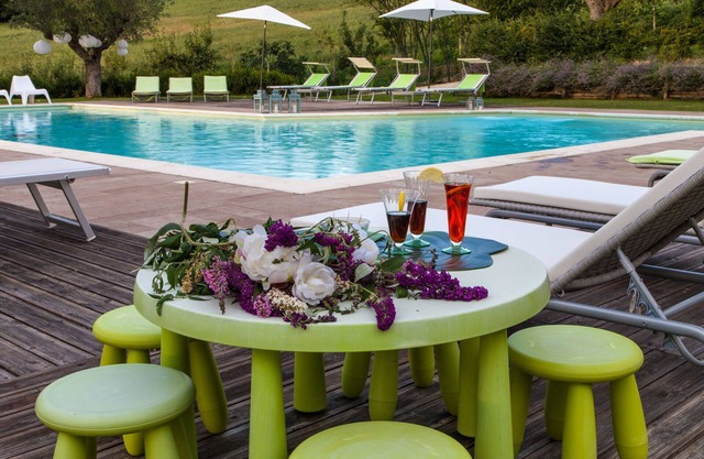 Cosy apartment for 3 guests with A/C, pool, WIFI, TV and pets allowed