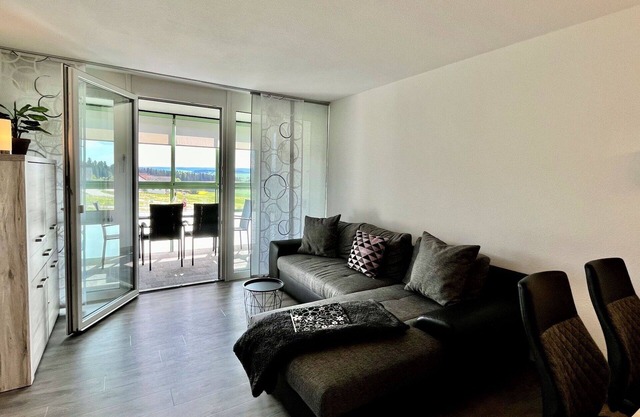 Cosy apartment for 4 guests with pool, WIFI, TV, balcony and panoramic view