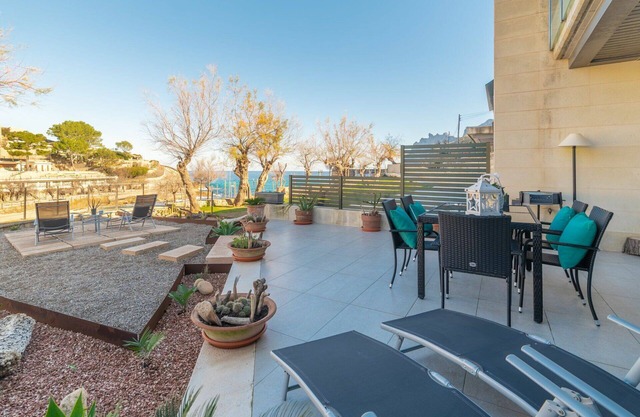 Cosy apartment for 4 guests with A/C, WIFI, TV and patio